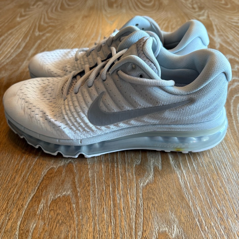 NIKE Women’s‎ Air Max 2017 Pure Platinum Wolf Gray Running Shoes Size 10